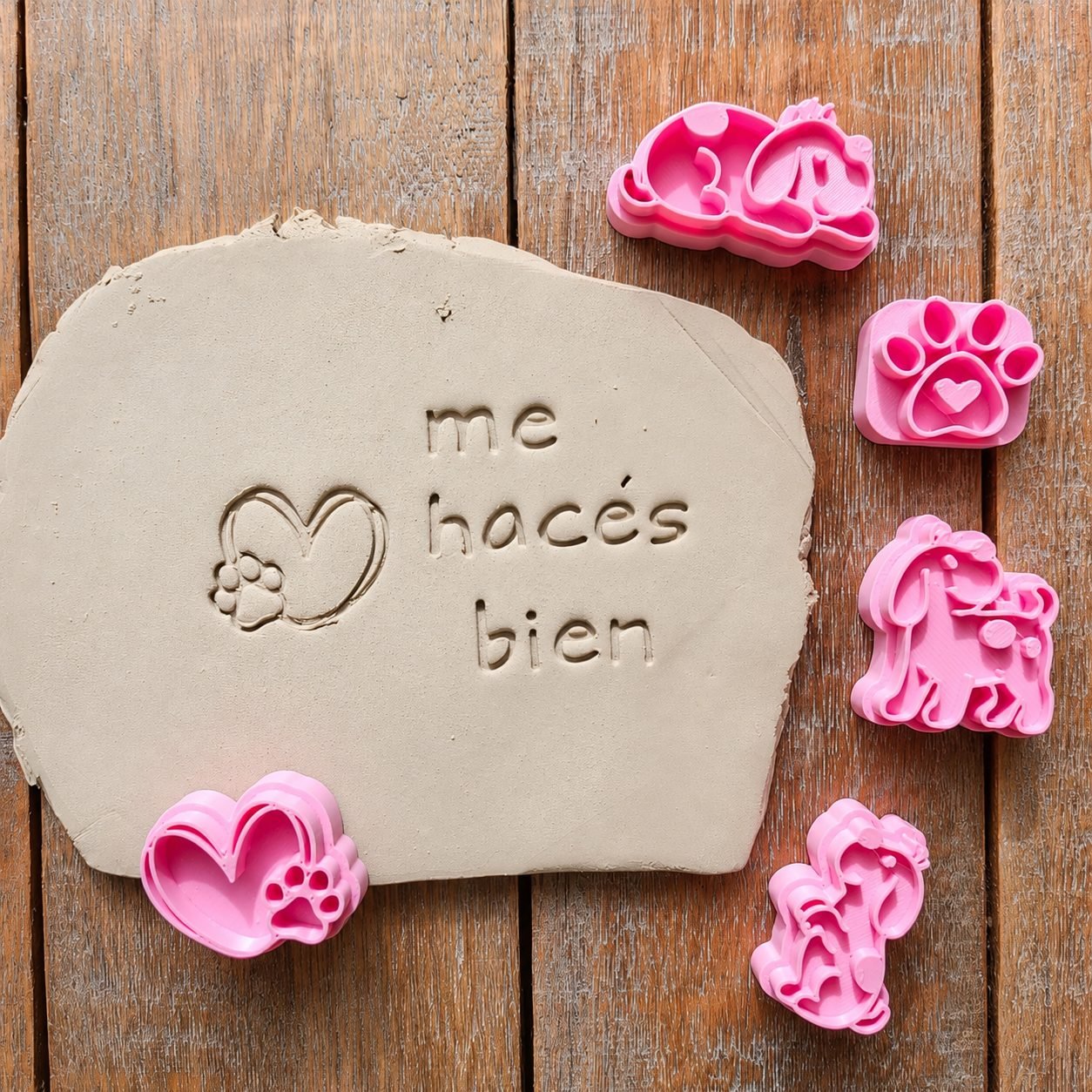 Diseños originales estampados en arcilla